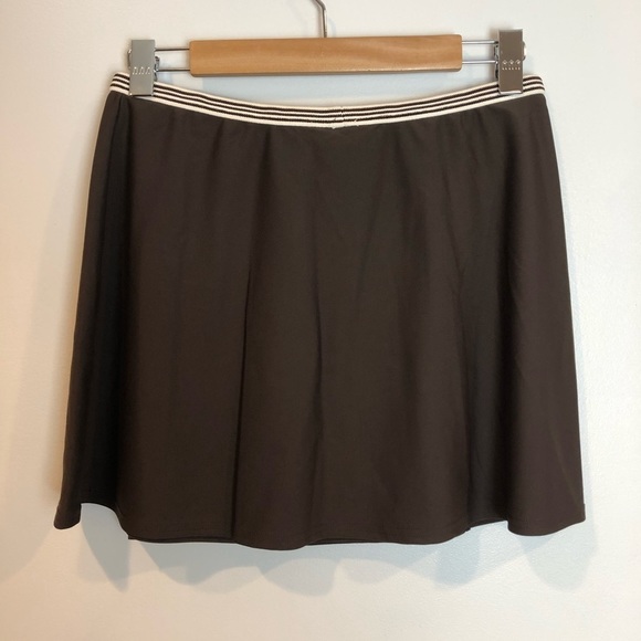 NWT Anne Cole Colorblock Swimsuit w/ Mesh Inserts and Matching Skirt - Picture 7 of 12